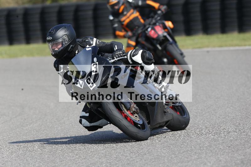 /45 10.08.2025 Plüss Moto Sport ADR/Einsteiger/293